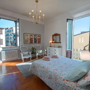 Romantic And Charming Apartment Florence